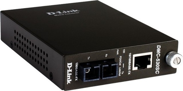 10/100Base-TX (UTP) to 100Base-FX (SC) Single-mode Media Converter D-Link DMC-530SC