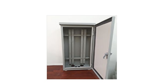 Tủ cáp 400P sắt sơn tĩnh điện SAICOM 400P (700x400x200)