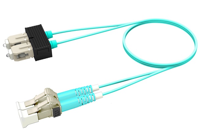 Fiber Patch cord LC-SC duplex Multimode OM4 COMMSCOPE FFXLCSC42-MXM003 (3 mét)