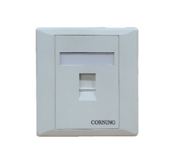 Mặt nạ ốp tường/sàn 1 cổng dạng vuông (UK) có nắp che Corning XE005559390